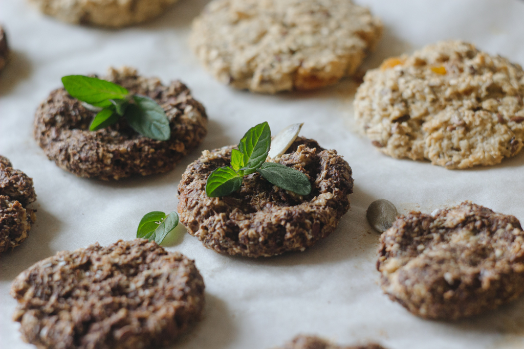 CBD Cookies Recipe - 3 Ways 2 Mee CBD no bake cookies. Our Favourite Recipe